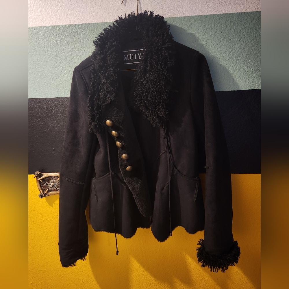 Jacket - Picture 8 of 8